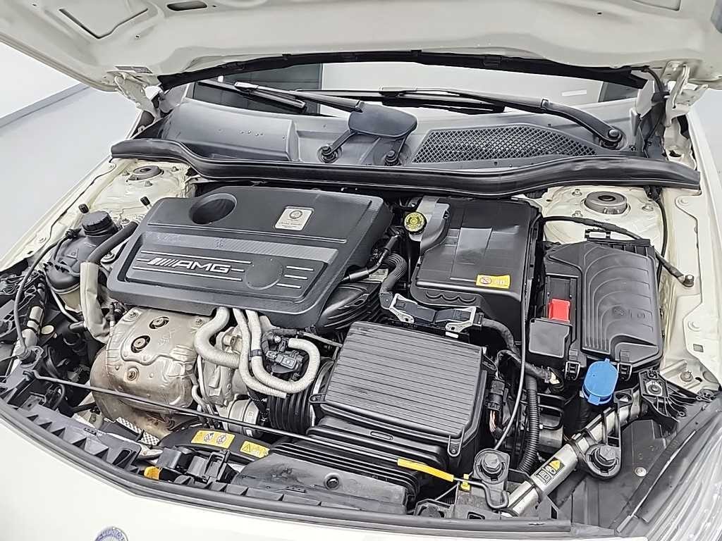 벤츠 A 클래스 A클래스 W176 A45 AMG 4MATIC 이미지 6