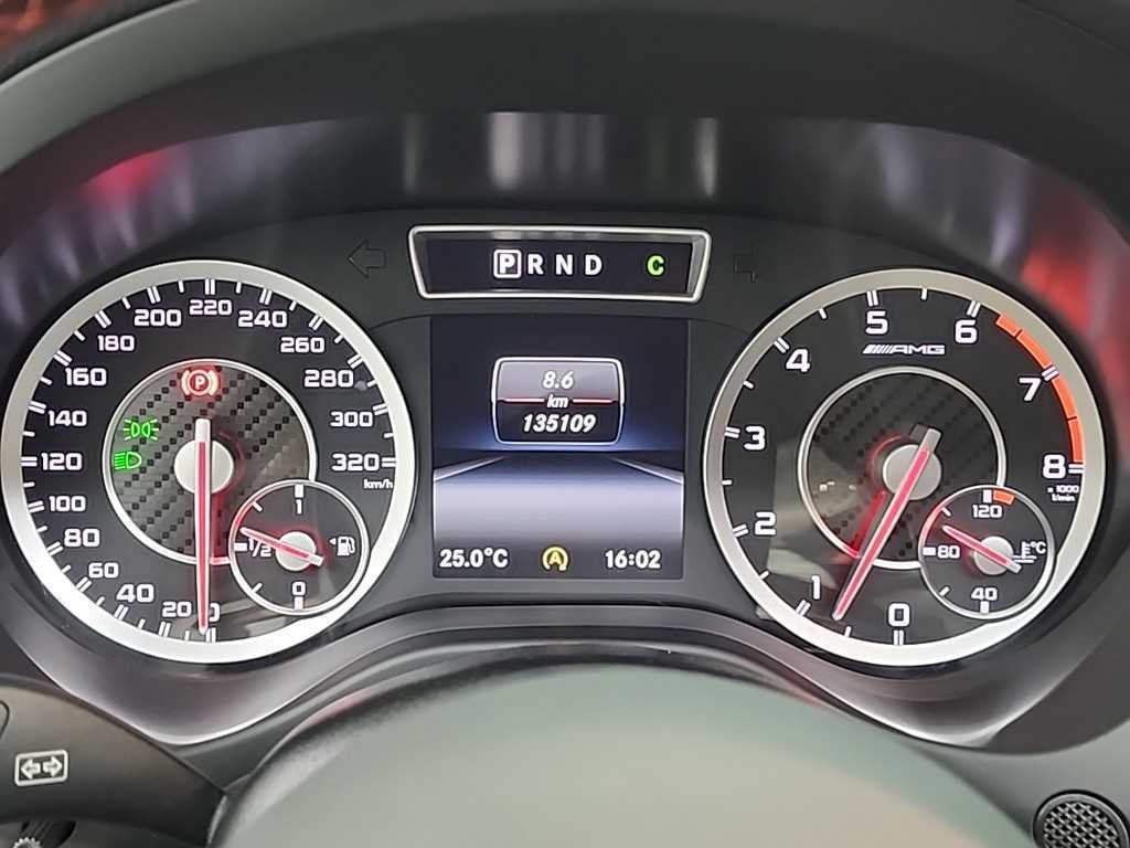 벤츠 A 클래스 A클래스 W176 A45 AMG 4MATIC 이미지 7