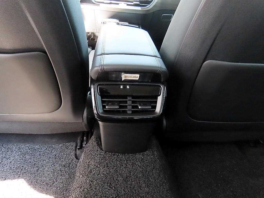 기아 K8 3.5 LPG 2WD 프레스티지 이미지 18