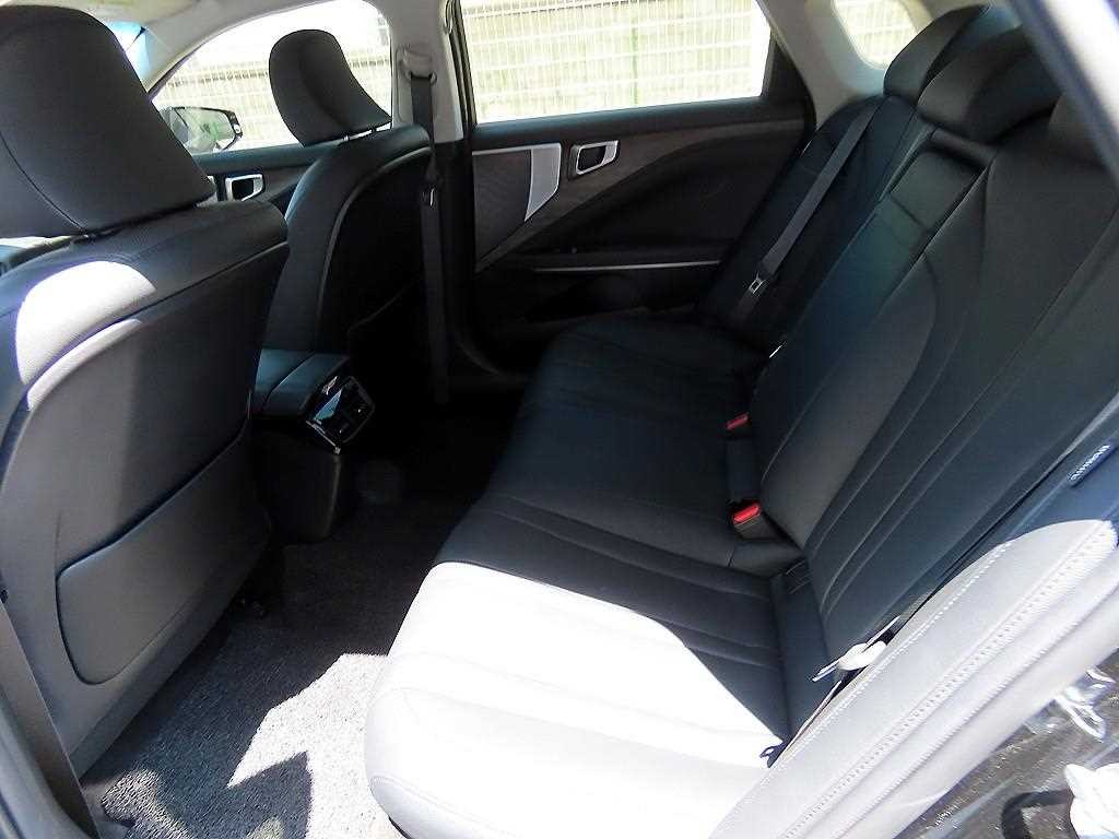 기아 K8 3.5 LPG 2WD 프레스티지 이미지 6