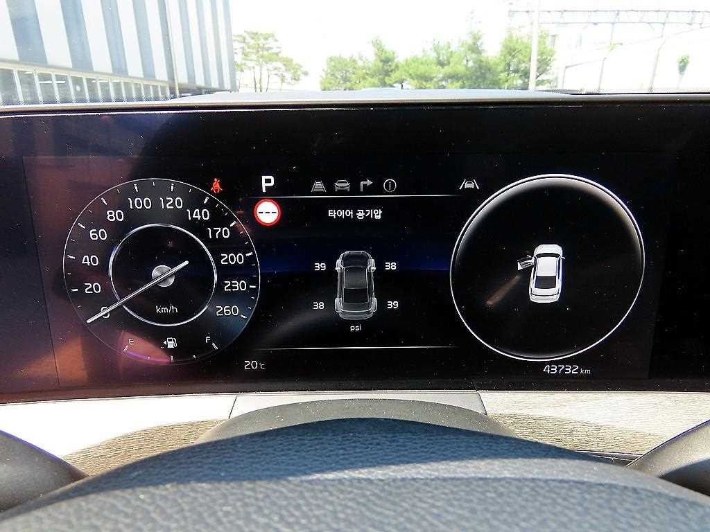 기아 K8 3.5 LPG 2WD 프레스티지 이미지 9