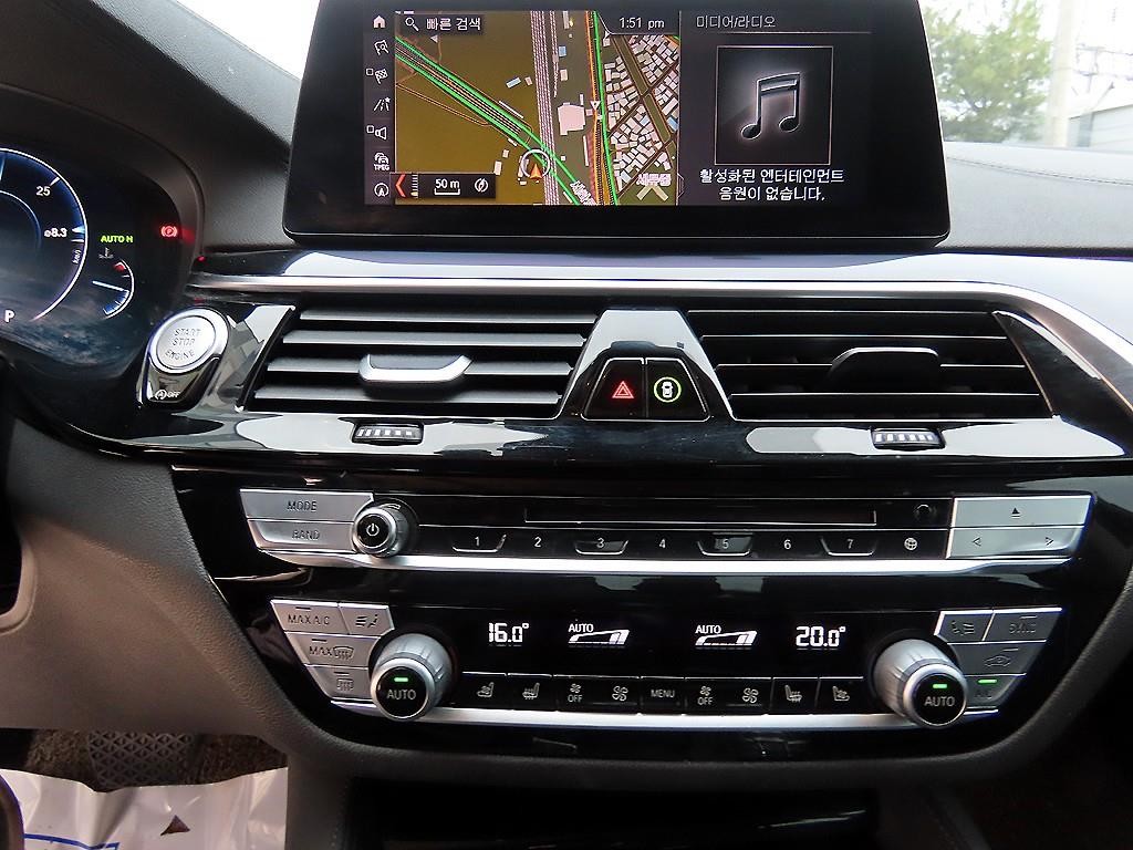 BMW 5시리즈 5시리즈 (G30) 530i xDrive 럭셔리 플러스 이미지 13