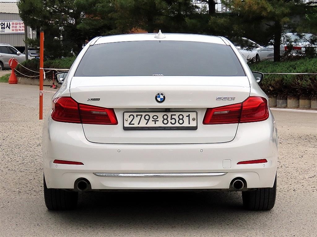 BMW 5시리즈 5시리즈 (G30) 530i xDrive 럭셔리 플러스 이미지 4