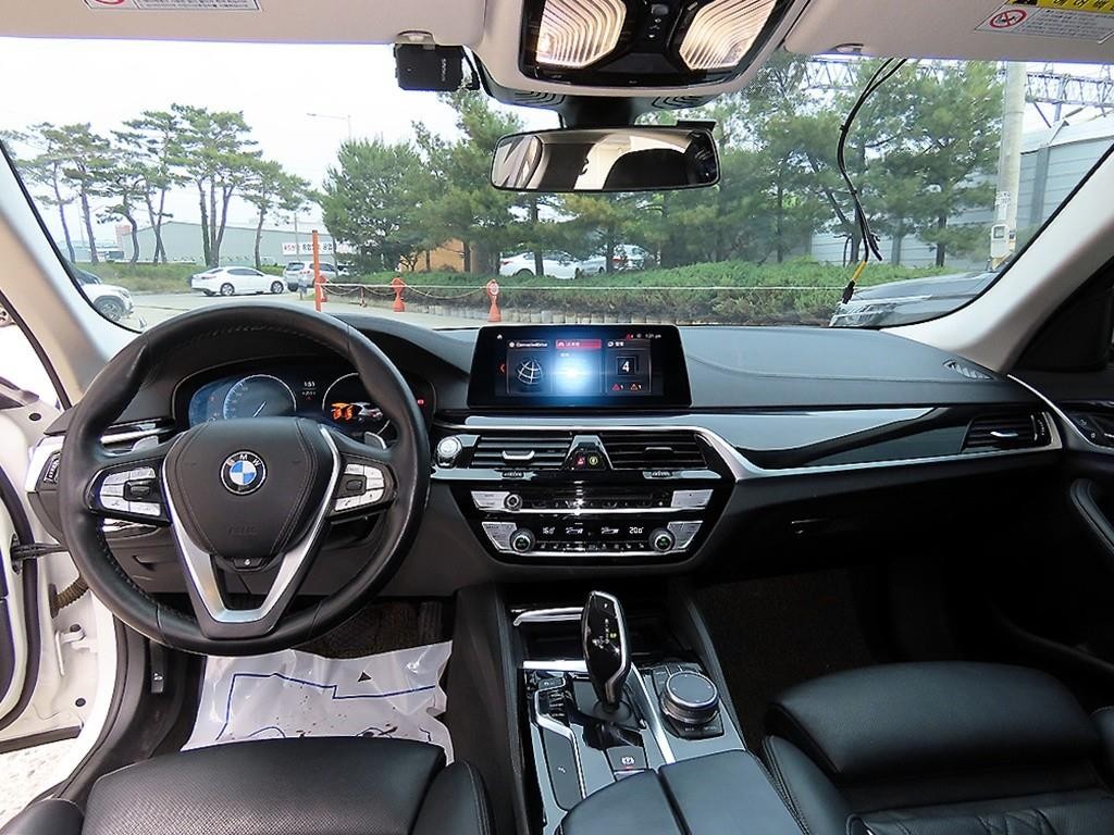 BMW 5시리즈 5시리즈 (G30) 530i xDrive 럭셔리 플러스 이미지 7