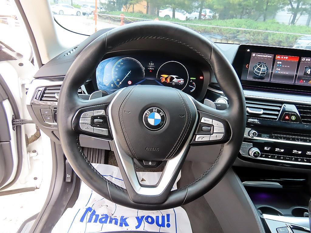 BMW 5시리즈 5시리즈 (G30) 530i xDrive 럭셔리 플러스 이미지 8