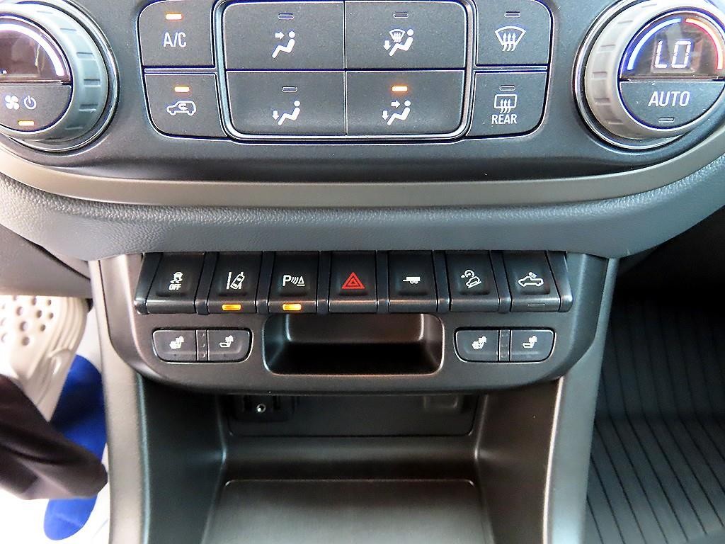 쉐보레 콜로라도 리얼 뉴 콜로라도 3.6 Z71-X 미드나잇 4WD 이미지 15