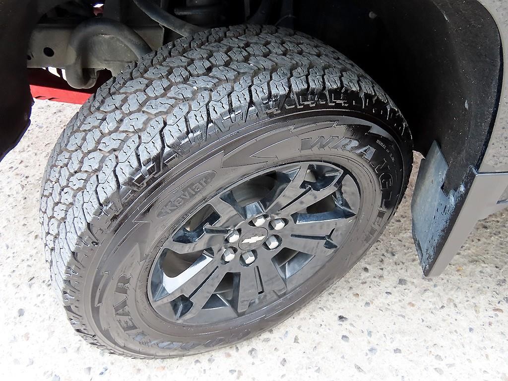쉐보레 콜로라도 리얼 뉴 콜로라도 3.6 Z71-X 미드나잇 4WD 이미지 20