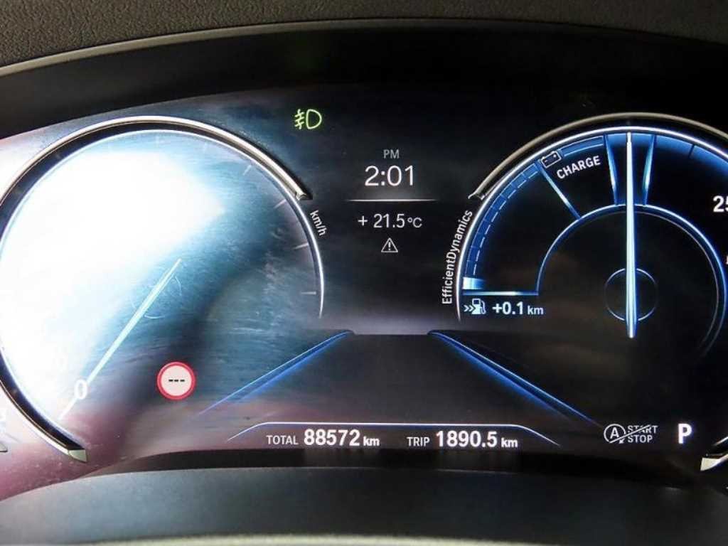 BMW 5시리즈 5시리즈 (G30) 520d M 스포츠 플러스 이미지 9