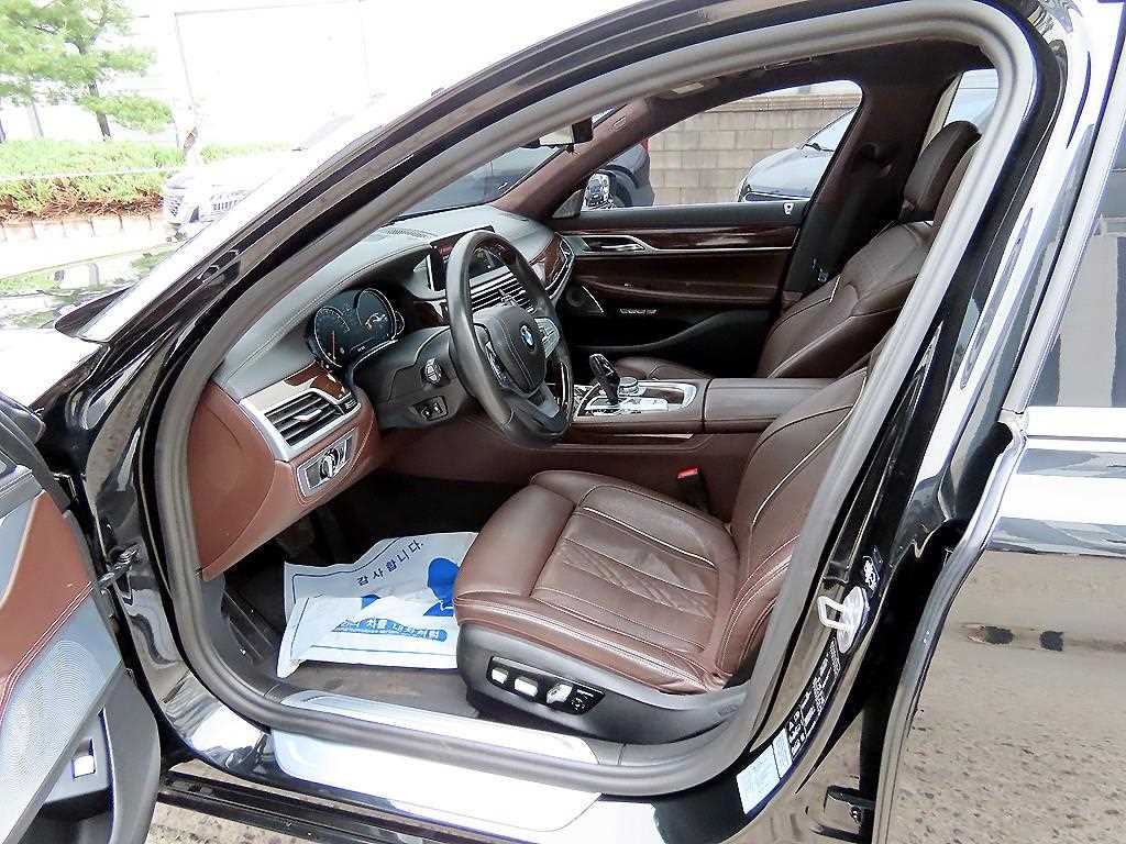 BMW 7시리즈 7시리즈 (G11) 750Li xDrive 이미지 5