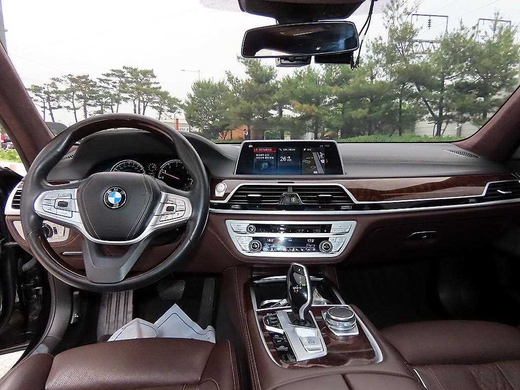 BMW 7시리즈 7시리즈 (G11) 750Li xDrive 이미지 7