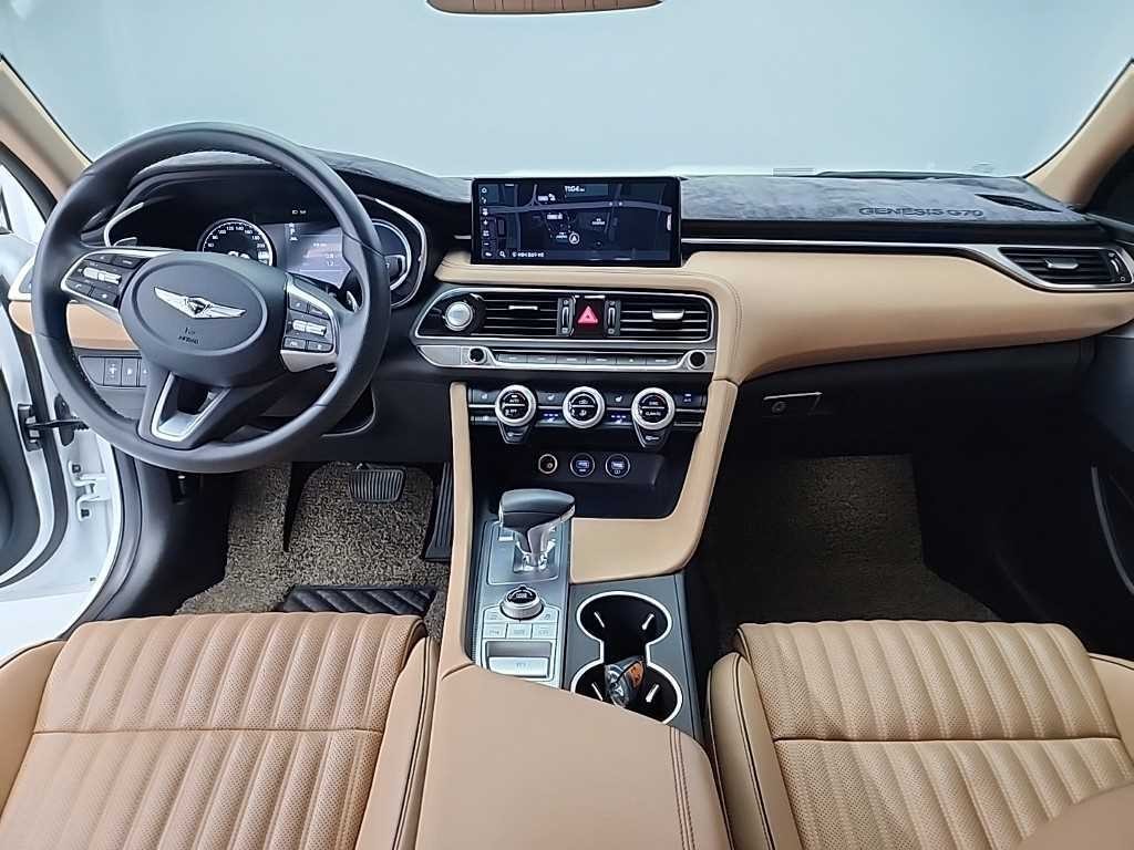 제네시스 G70 더 뉴 G70 가솔린 2.0T 2WD 이미지 1