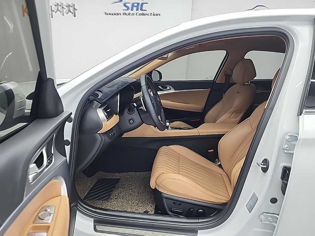 제네시스 G70 더 뉴 G70 가솔린 2.0T 2WD 이미지 11
