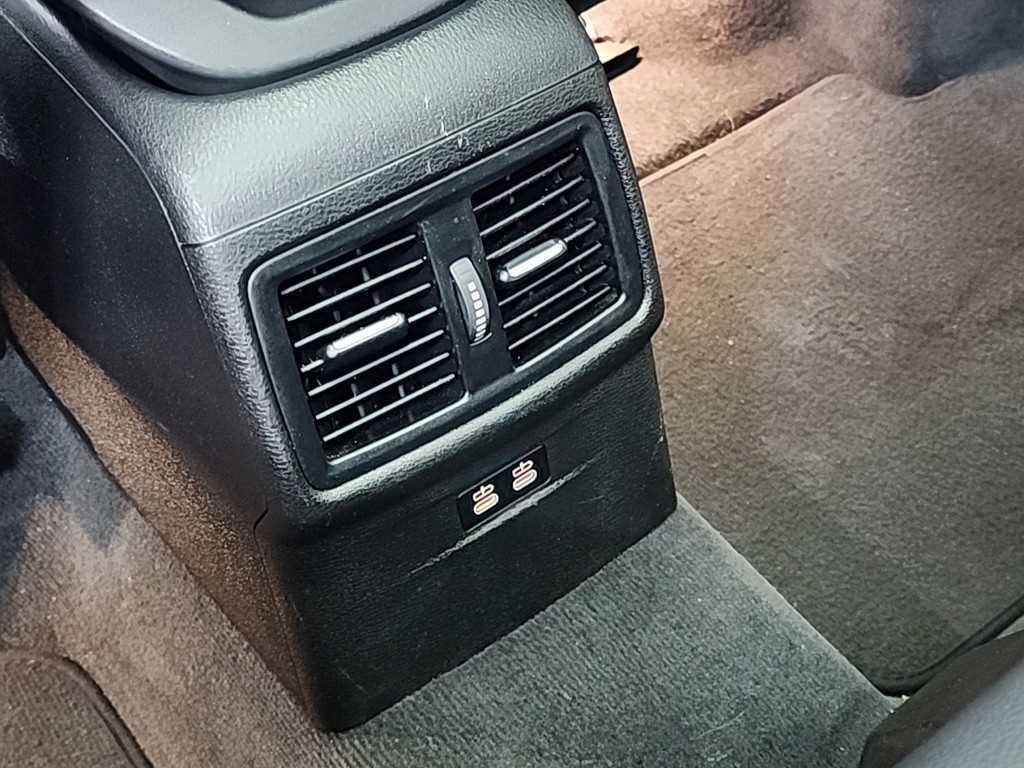BMW X1 X1 (F48) xDrive 20d xLine 이미지 13