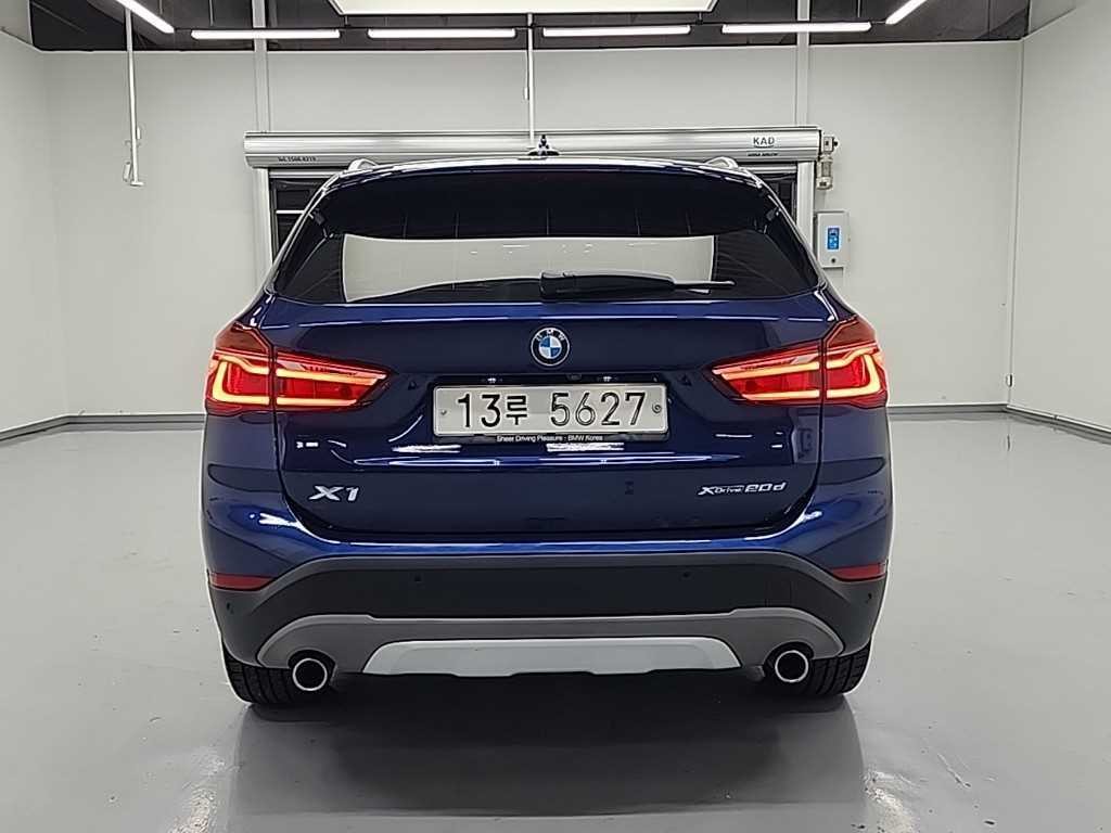 BMW X1 X1 (F48) xDrive 20d xLine 이미지 3