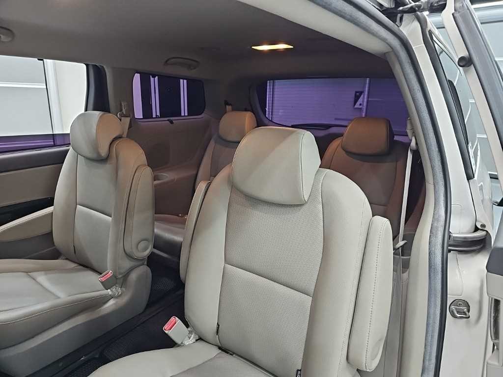 기아 카니발 올 뉴 카니발 디젤 9인승 프레스티지 이미지 12