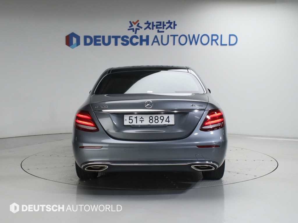 벤츠 E 클래스 E-클래스 W213 E300 익스클루시브 이미지 4