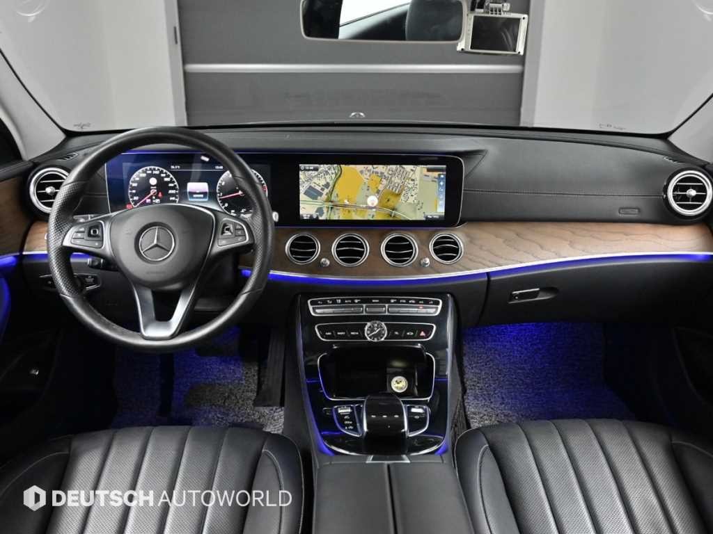벤츠 E 클래스 E-클래스 W213 E300 익스클루시브 이미지 7