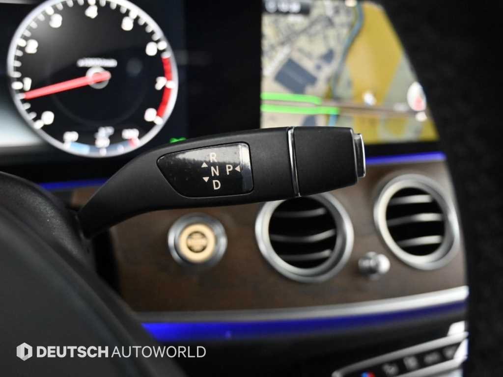 벤츠 E 클래스 E-클래스 W213 E300 익스클루시브 이미지 9