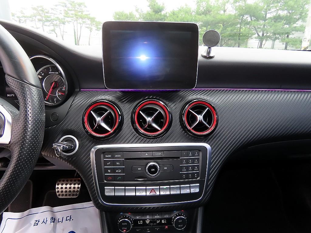 벤츠 A 클래스 A클래스 W176 A45 AMG 4MATIC 이미지 13