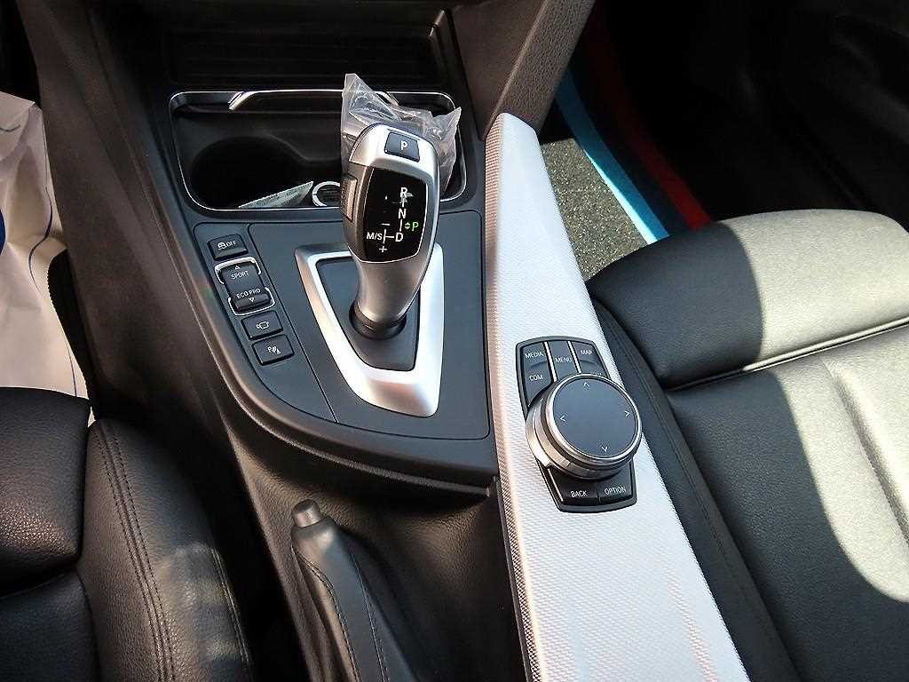 BMW 그란투리스모 3시리즈 GT (F34) GT 320D M 스포트 프리미엄 이미지 11