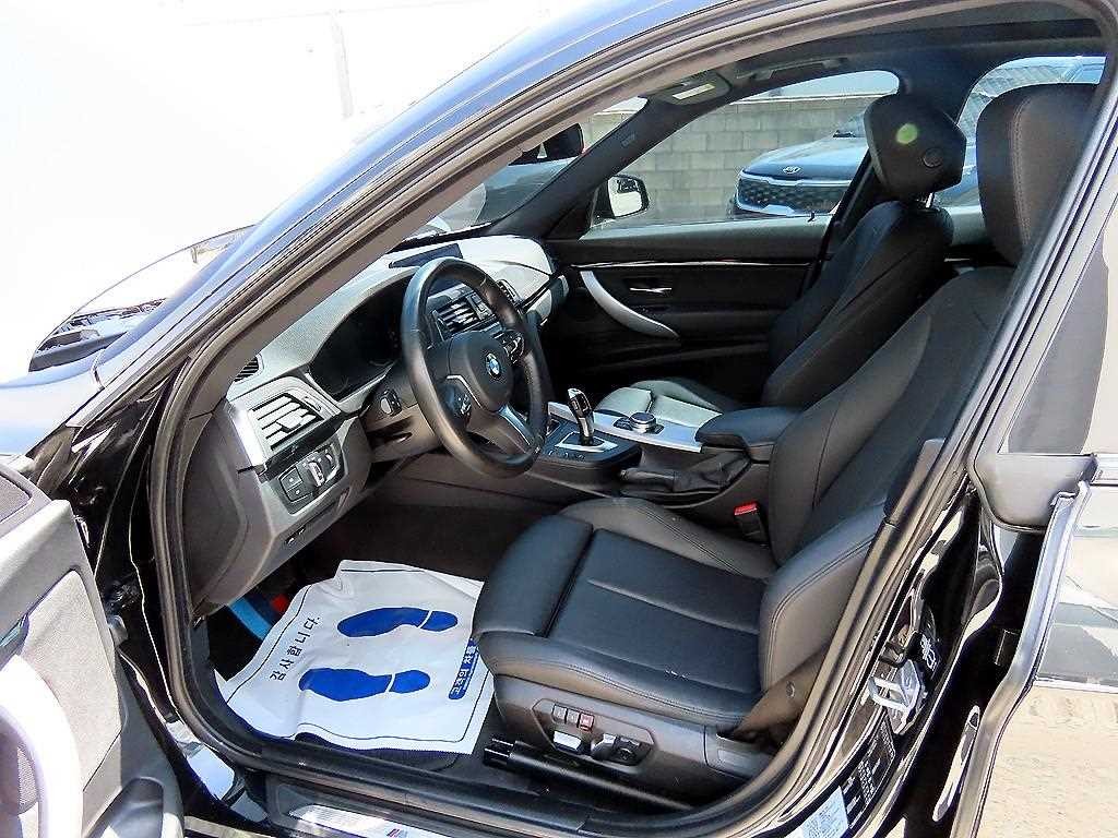 BMW 그란투리스모 3시리즈 GT (F34) GT 320D M 스포트 프리미엄 이미지 5