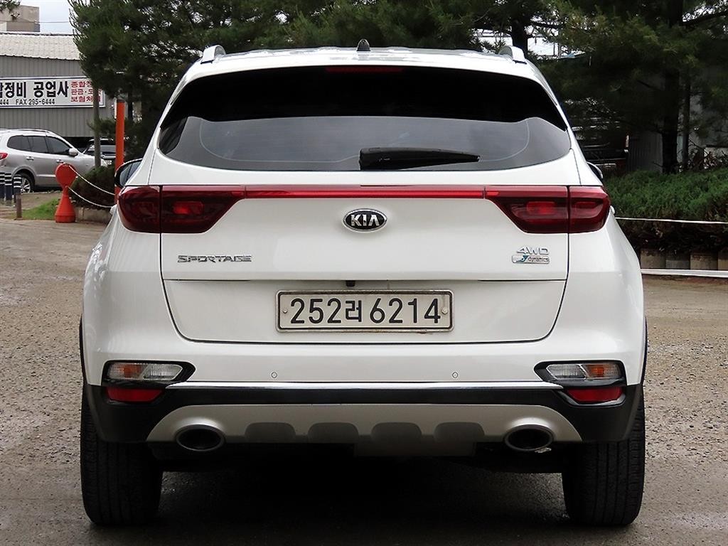 기아 스포티지 스포티지 더 볼드 2.0 디젤 4WD 프레스티지 이미지 4