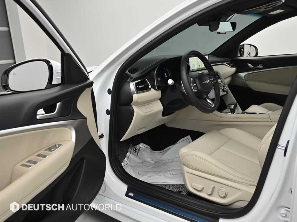 제네시스 G70 더 뉴 G70 가솔린 2.5T 2WD 기본형 이미지 11
