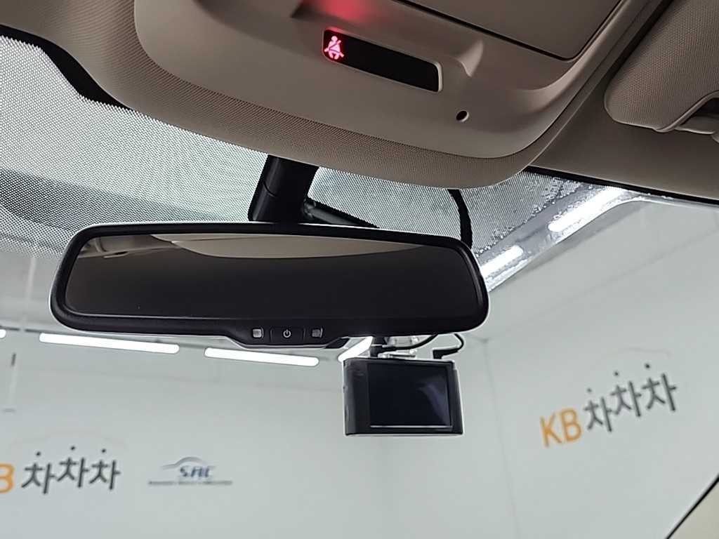 르노코리아(삼성) QM6 더뉴QM6 가솔린 2.0 GDe LE 2WD 이미지 15