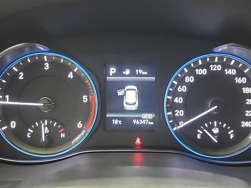 현대 코나 디젤 1.6 2WD 모던 테크 이미지 7