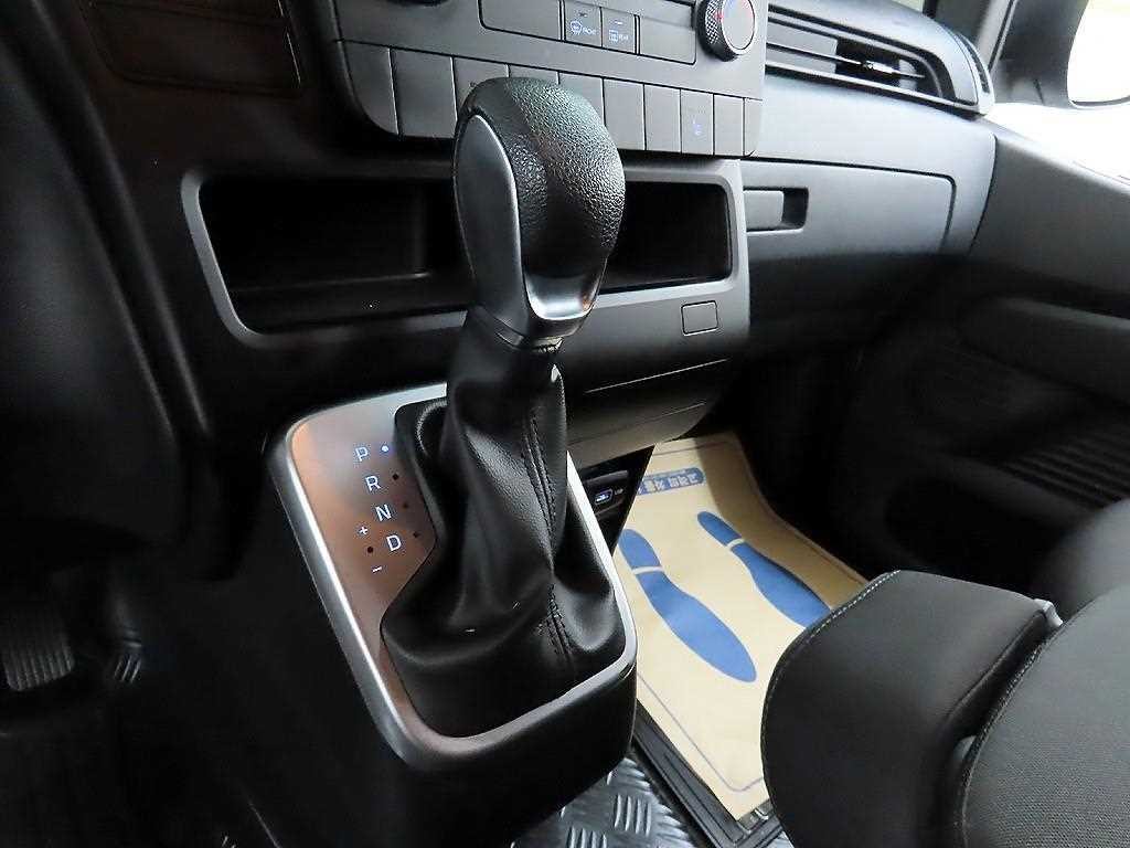 현대 스타리아 2WD 디젤 카고 스마트 3인승 이미지 10