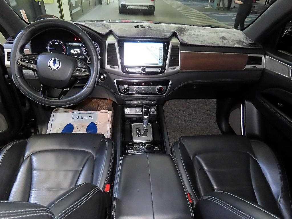 KG모빌리티(쌍용) 렉스턴 G4렉스턴 디젤 2.2 4WD 유라시아 에디션 이미지 10