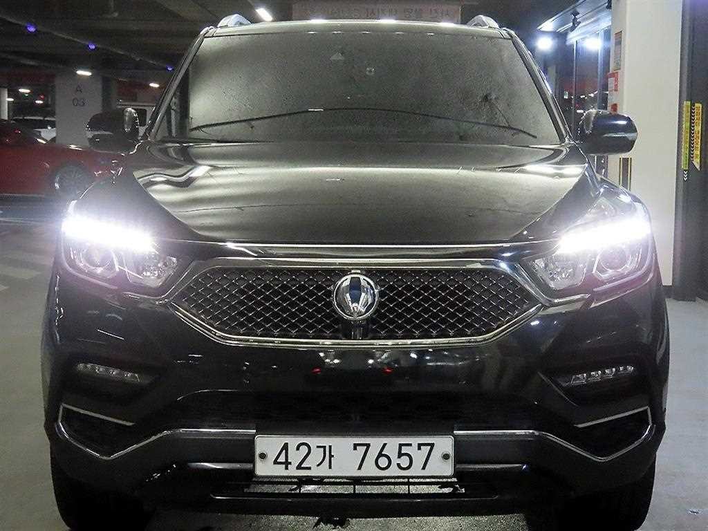 KG모빌리티(쌍용) 렉스턴 G4렉스턴 디젤 2.2 4WD 유라시아 에디션 이미지 2