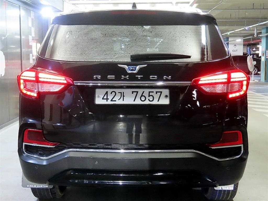 KG모빌리티(쌍용) 렉스턴 G4렉스턴 디젤 2.2 4WD 유라시아 에디션 이미지 5