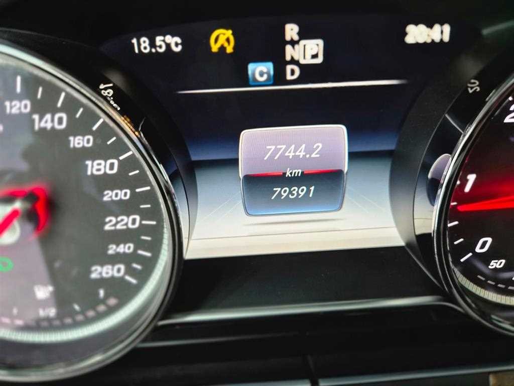 벤츠 E 클래스 E-클래스 W213 E220d 익스클루시브 이미지 11