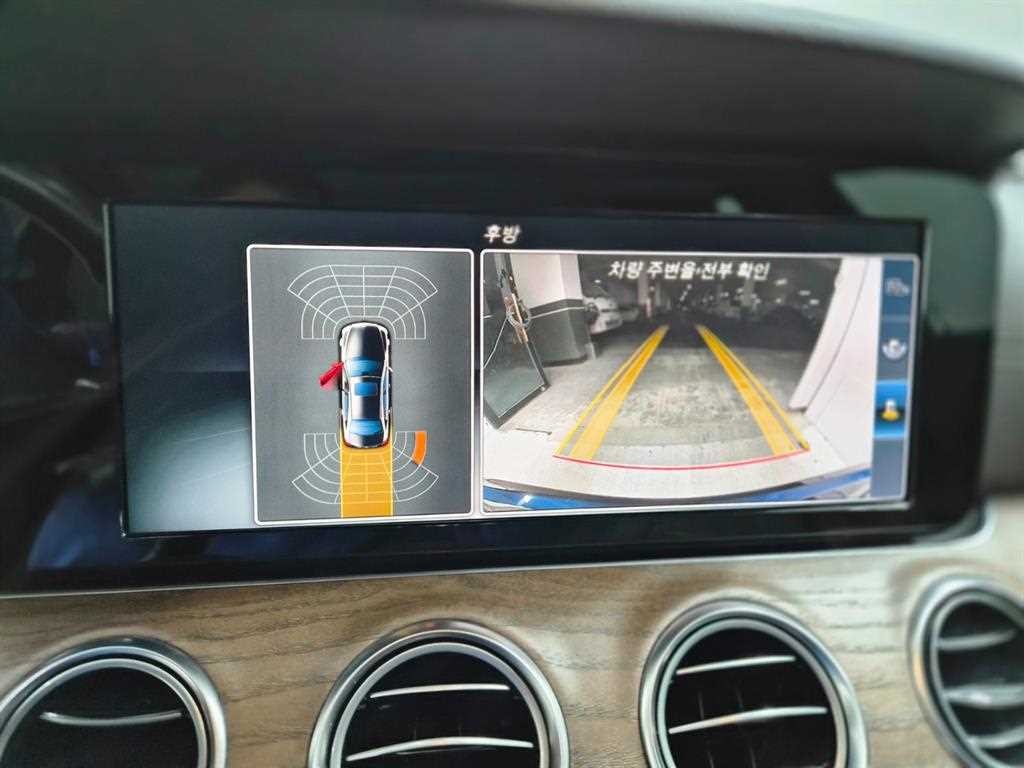 벤츠 E 클래스 E-클래스 W213 E220d 익스클루시브 이미지 13