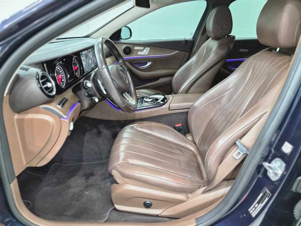 벤츠 E 클래스 E-클래스 W213 E220d 익스클루시브 이미지 9