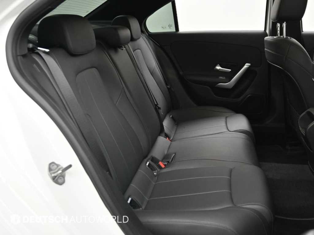 벤츠 A 클래스 A클래스 W177 A250 4MATIC 세단 이미지 12