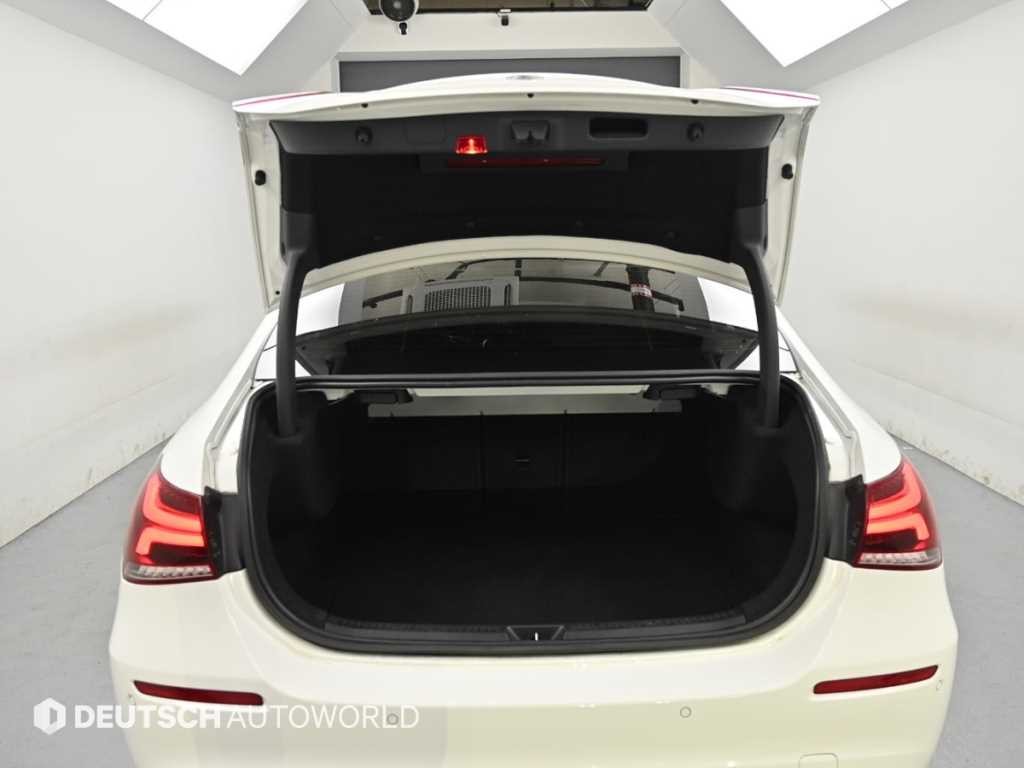 벤츠 A 클래스 A클래스 W177 A250 4MATIC 세단 이미지 19