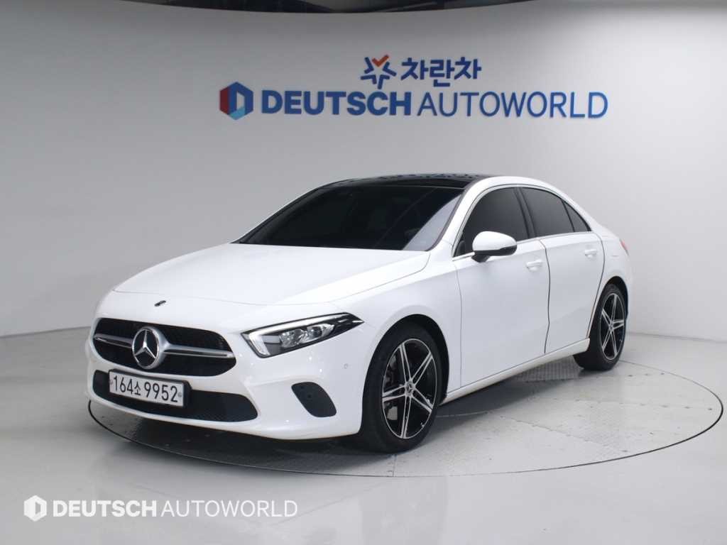 벤츠 A 클래스 A클래스 W177 A250 4MATIC 세단 이미지 2