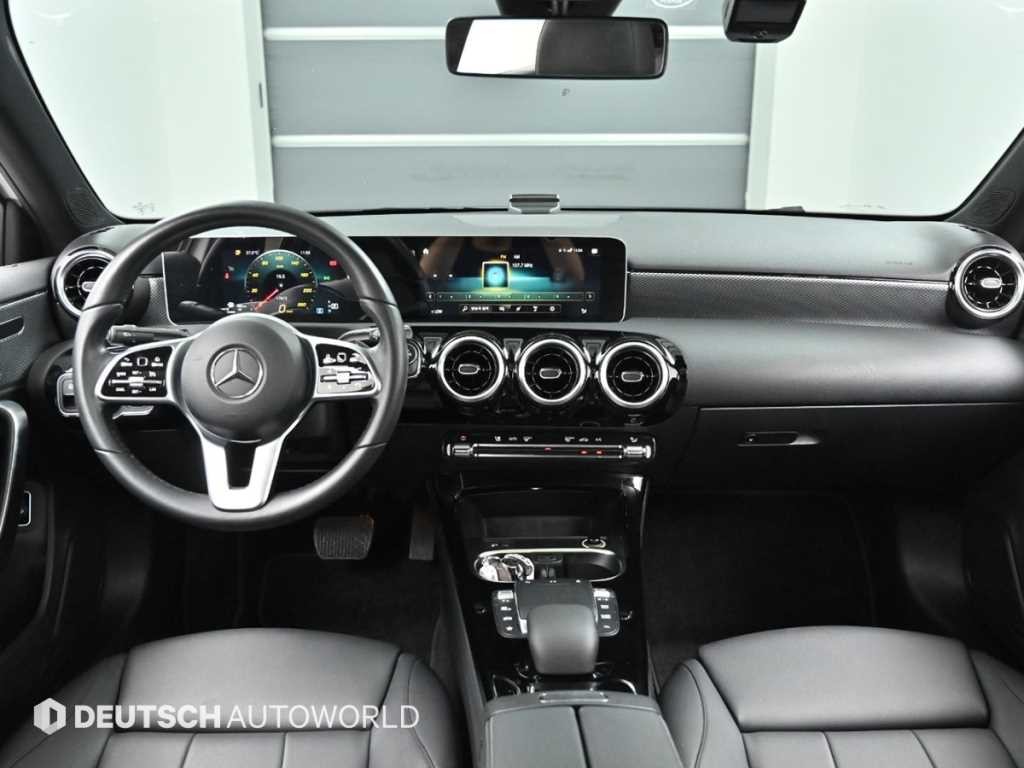 벤츠 A 클래스 A클래스 W177 A250 4MATIC 세단 이미지 8