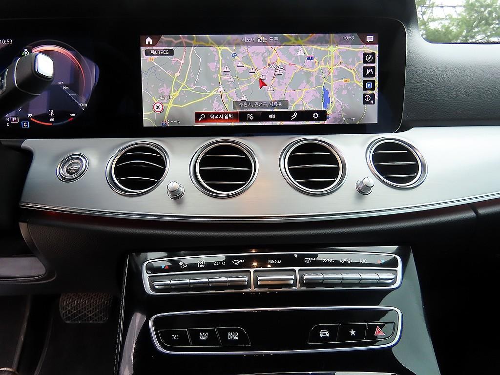 벤츠 E 클래스 E-클래스 W213 E250 아방가르드 이미지 14