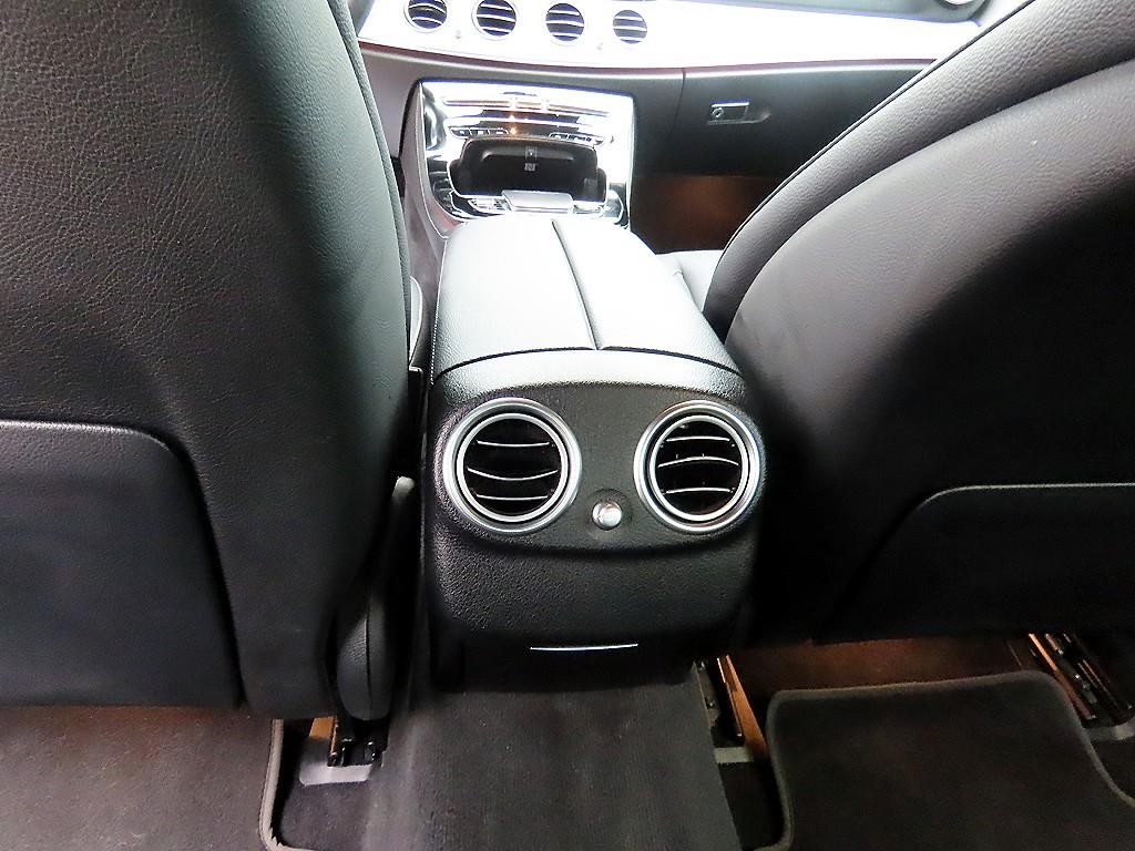 벤츠 E 클래스 E-클래스 W213 E250 아방가르드 이미지 16