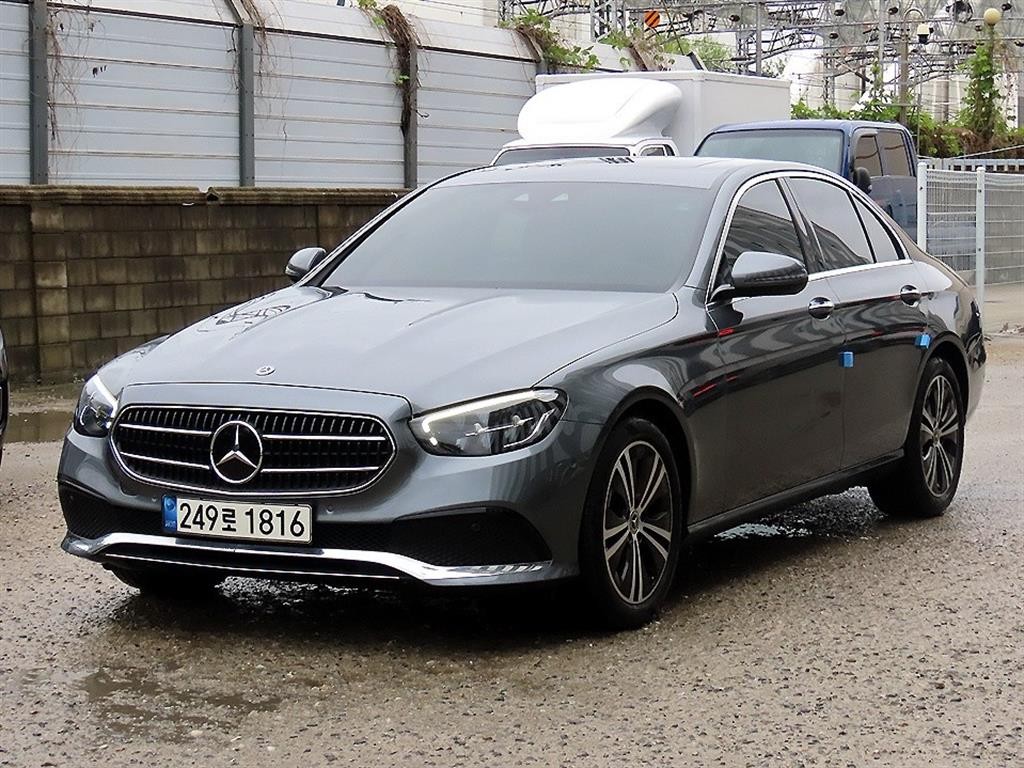 벤츠 E 클래스 E-클래스 W213 E250 아방가르드 이미지 2