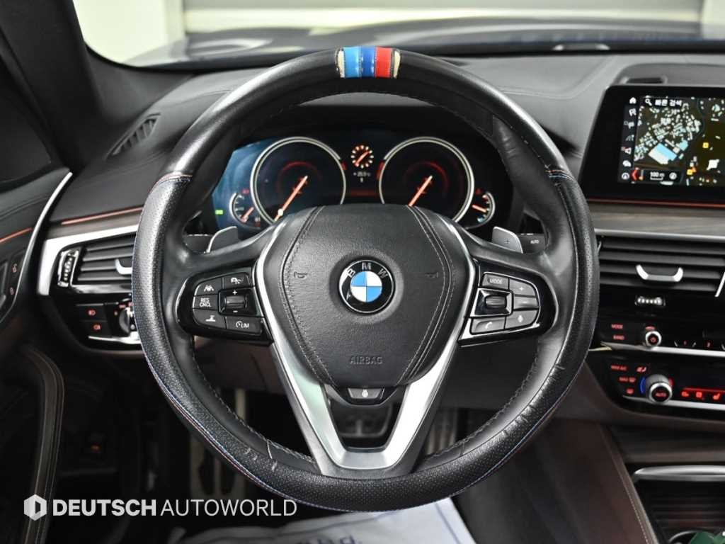 BMW 5시리즈 5시리즈 (G30) 530i M 스포츠 플러스 이미지 13