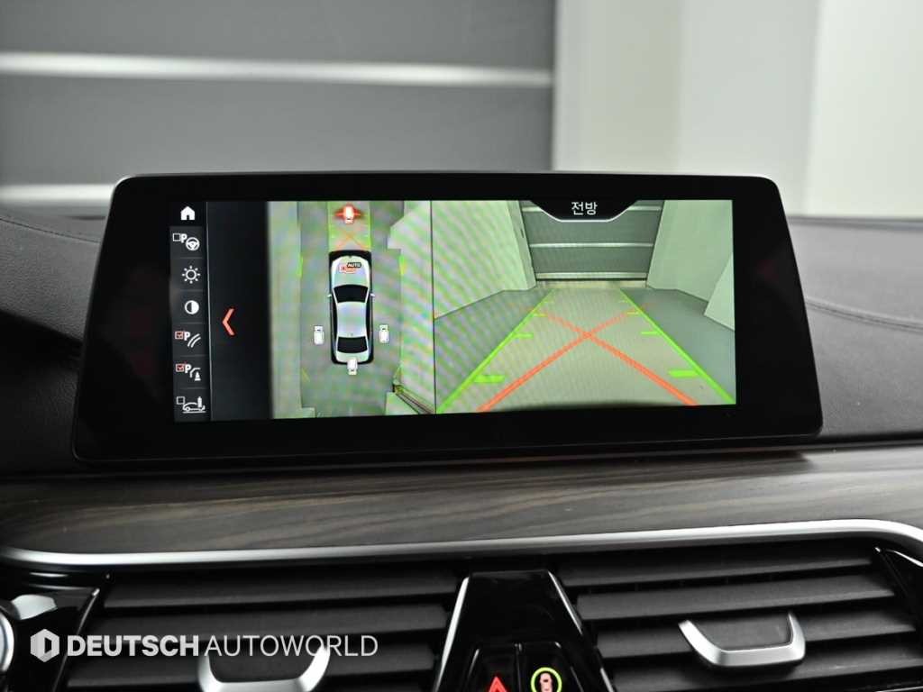 BMW 5시리즈 5시리즈 (G30) 530i M 스포츠 플러스 이미지 15