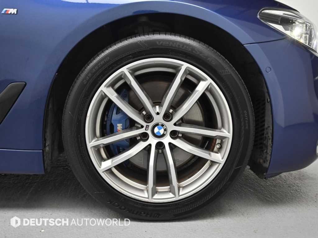 BMW 5시리즈 5시리즈 (G30) 530i M 스포츠 플러스 이미지 5