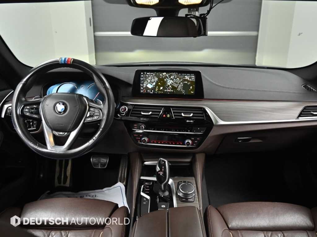 BMW 5시리즈 5시리즈 (G30) 530i M 스포츠 플러스 이미지 7