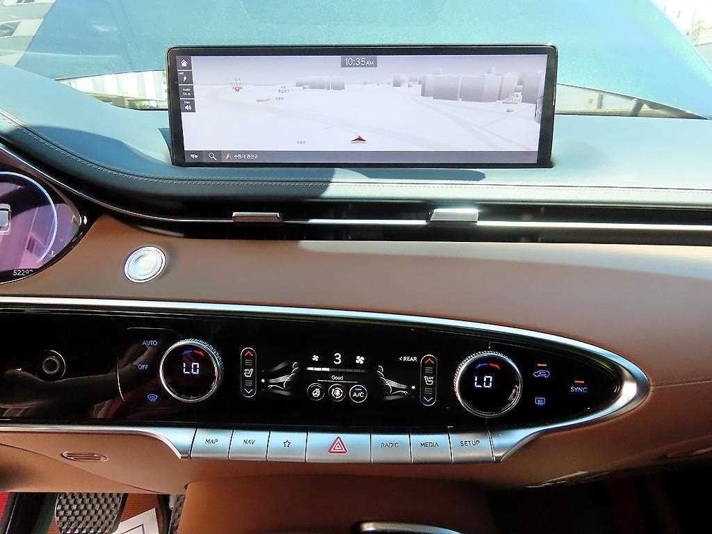제네시스 GV70 2.5T 가솔린 2WD 기본형 이미지 12