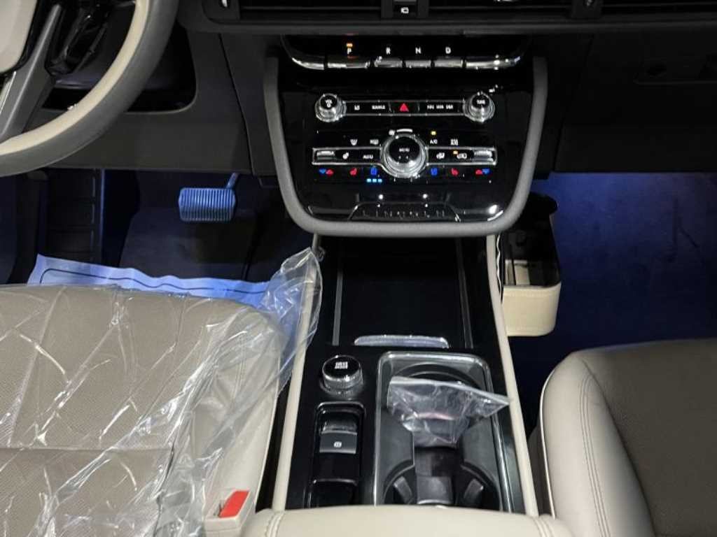 링컨 코세어 2.0 리저브 AWD 이미지 11