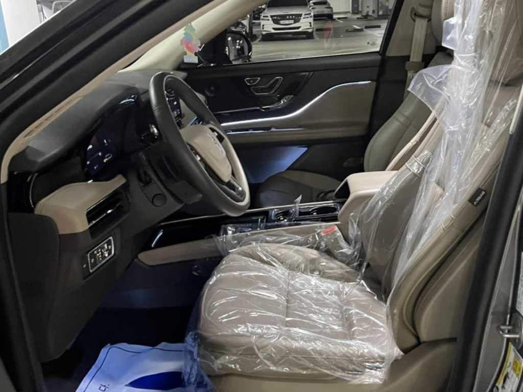 링컨 코세어 2.0 리저브 AWD 이미지 13